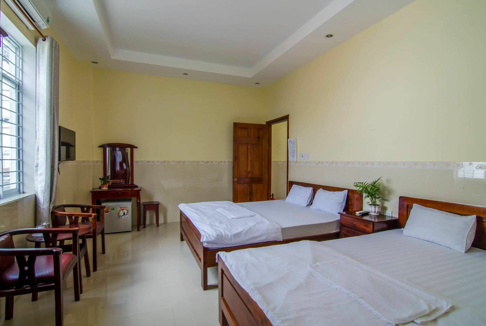 Kim Hong Anh Guest House Дуонг-Донг Экстерьер фото