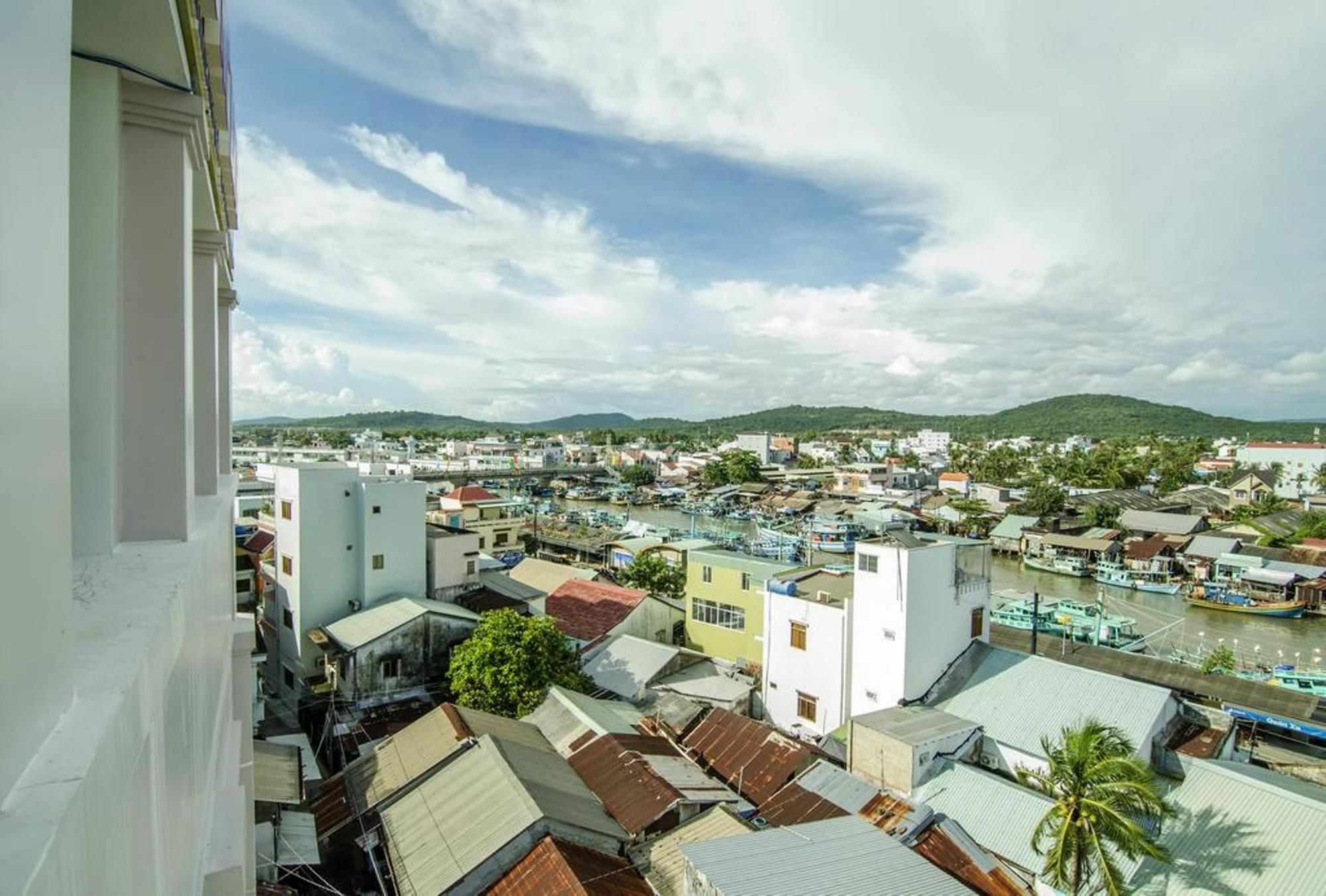 Kim Hong Anh Guest House Дуонг-Донг Экстерьер фото